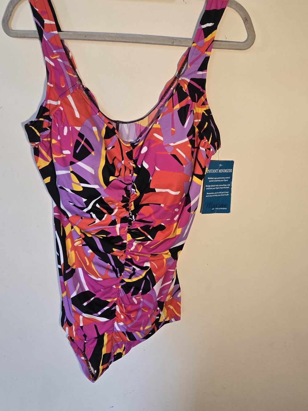 NWT Maxine of Hollywood Bright One Piece Instant Minimizer Swimsuit Size 24